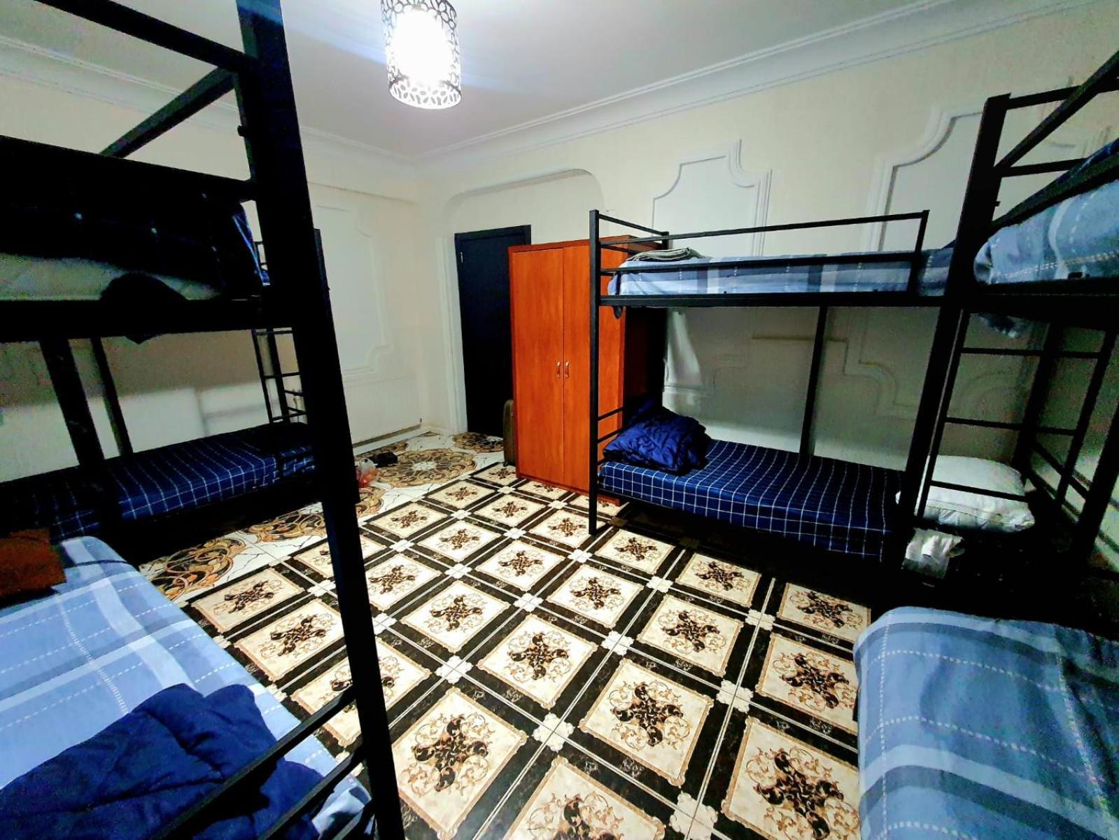 Good Night Hostel Tbilisi Ngoại thất bức ảnh