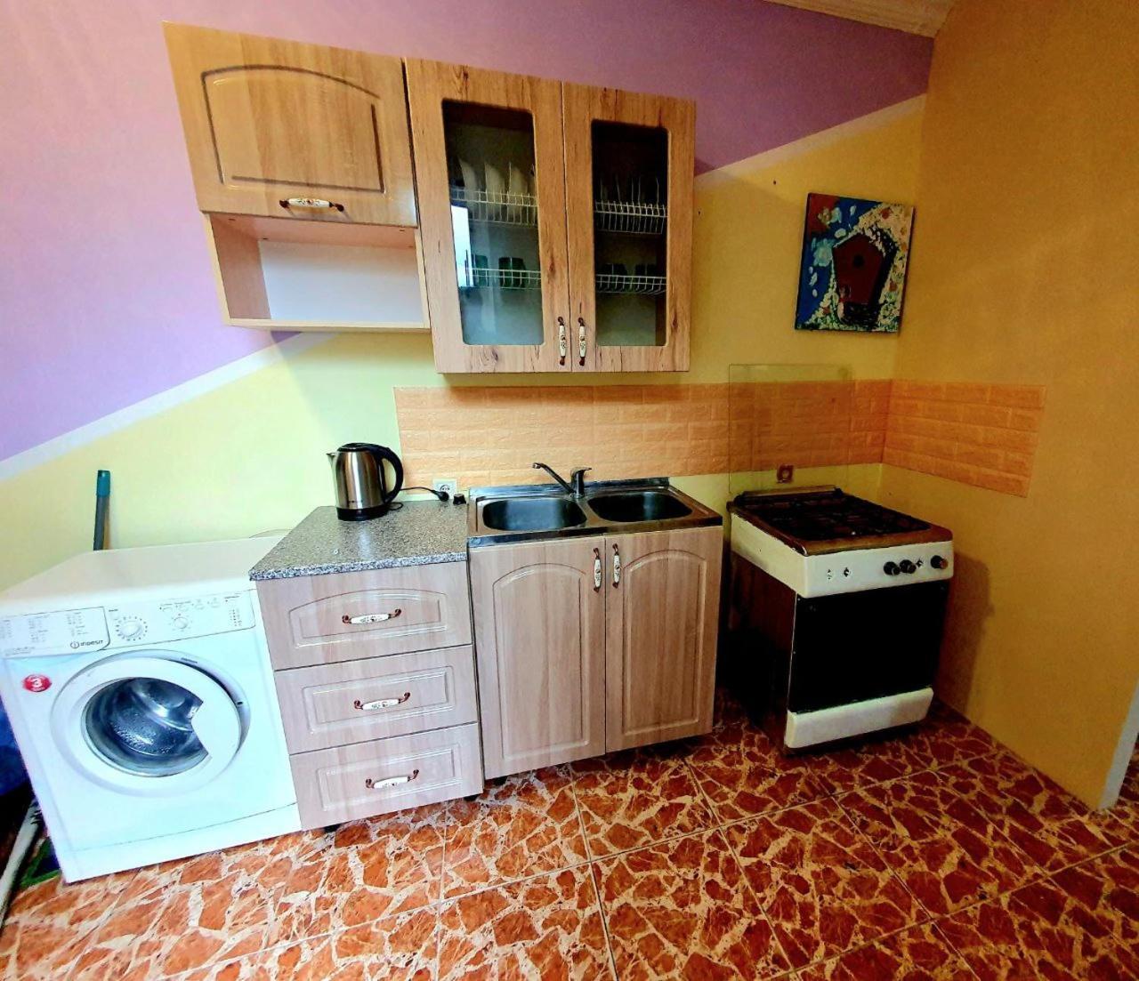 Good Night Hostel Tbilisi Ngoại thất bức ảnh